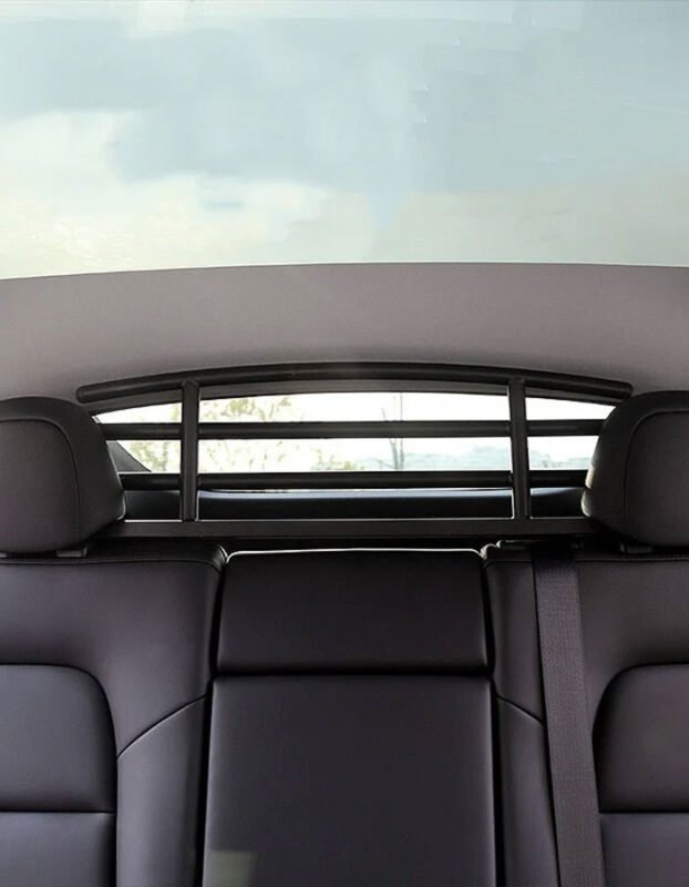 Tesla Model Y Evcil Hayvan Güvenlik Bariyeri